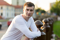 Олег Елисеев