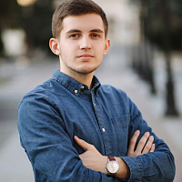 Никита Фролов
